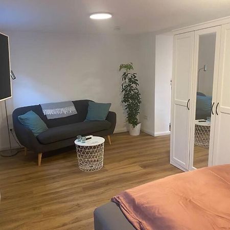 Klein Aber Oho! Neues Apartment In Stadt- Und Fuldanaehe Kassel Buitenkant foto